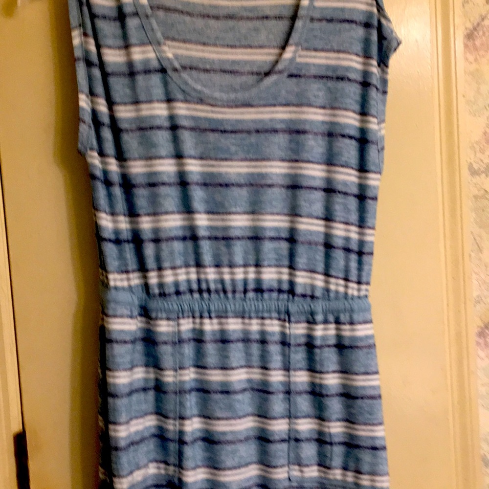 Lovely dress with pockets